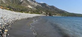 Χανιώτικες αποδράσεις: Άγνωστη η “παρθένα” παραλία του Στομίου κοντά στη Χρυσοσκαλίτισσα…
